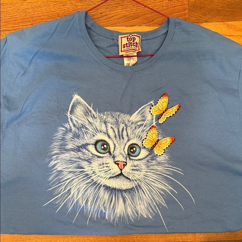 Top Stitched Blue Cat Tee with Butterfly Design